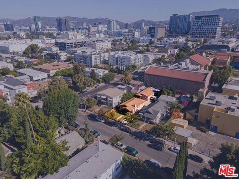 Photo of 5851 La Mirada Avenue, Los Angeles, CA 90038 (MLS # 25599967) Photo of 5851 La Mirada Avenue, Los Angeles, CA 90038 (MLS # 25599967)