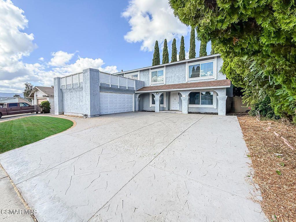Photo of 2239 Mcdonald Street, Simi Valley, CA 93065 (MLS # 225005030)