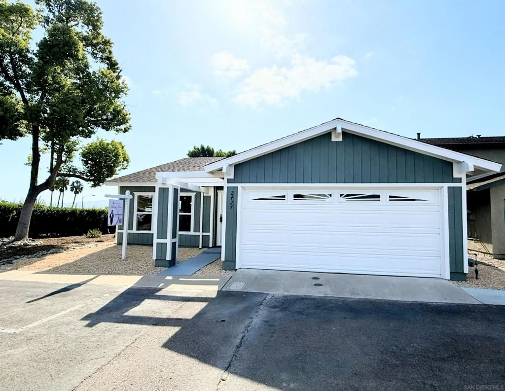Photo of 2427 Fieldlane Pl Pl #3, Spring Valley, CA 91977 (MLS # 260009163SD)