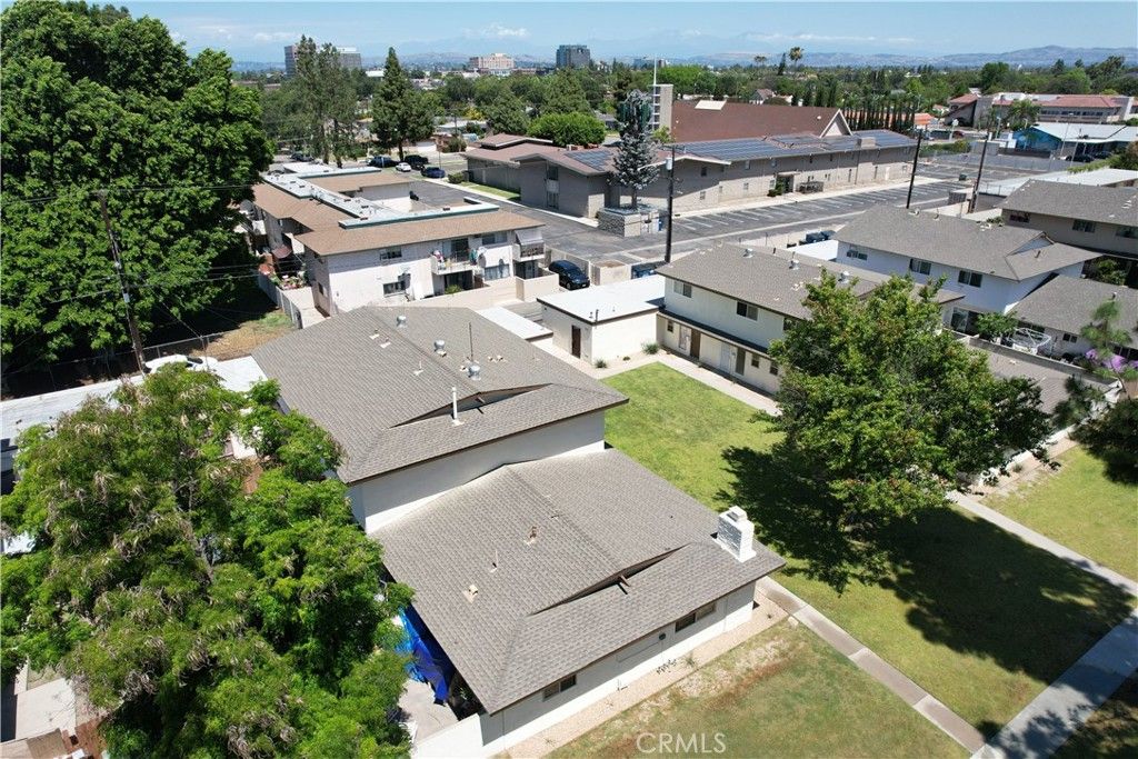 Photo of 625 W Provential Drive, Anaheim, CA 92805 (MLS # OC26098490)