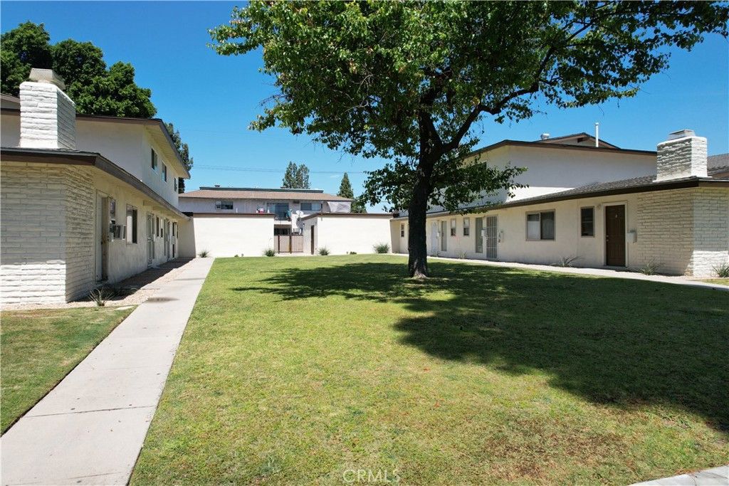 Photo of 625 W Provential Drive, Anaheim, CA 92805 (MLS # OC26098490)
