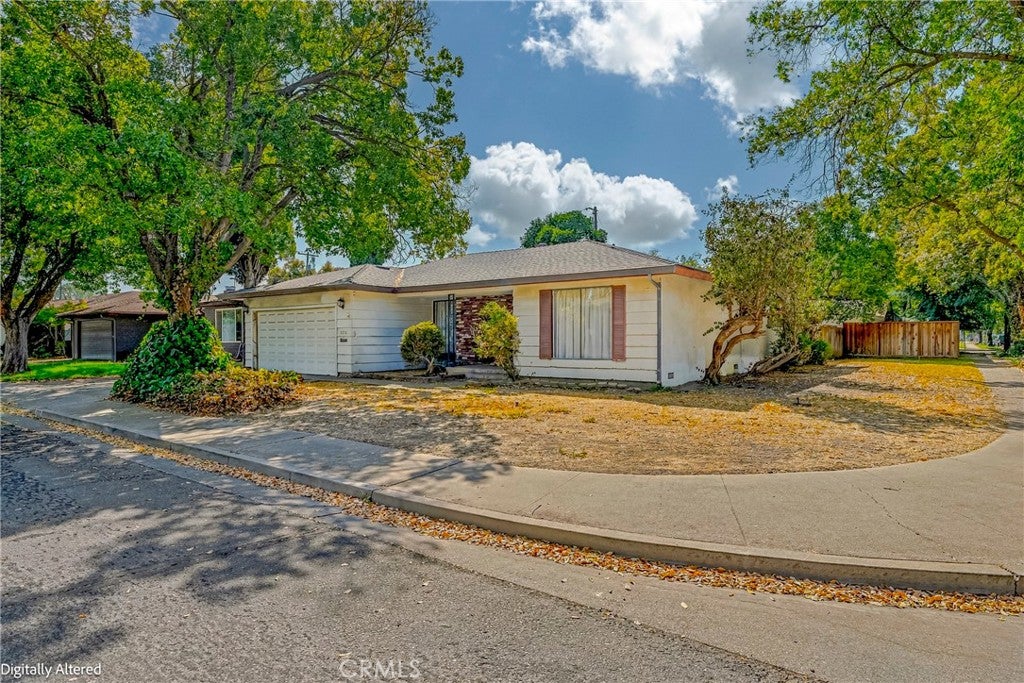 600 Dennis Court