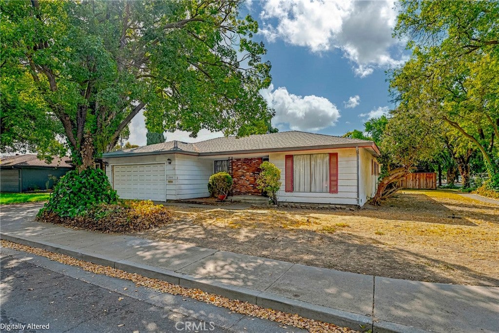 600 Dennis Court