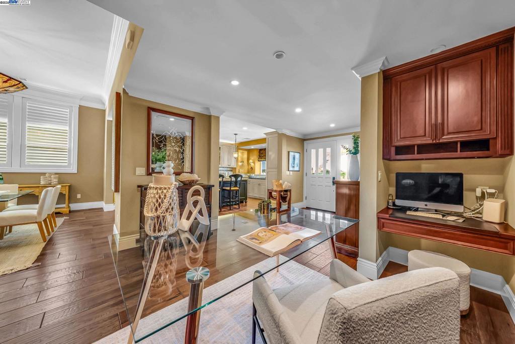 CROW CANYON C.C. - Residential