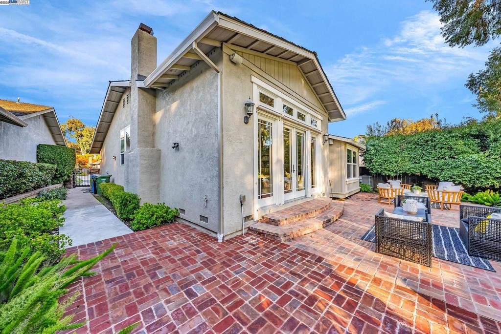 CROW CANYON C.C. - Residential