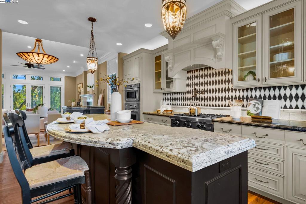 CROW CANYON C.C. - Residential