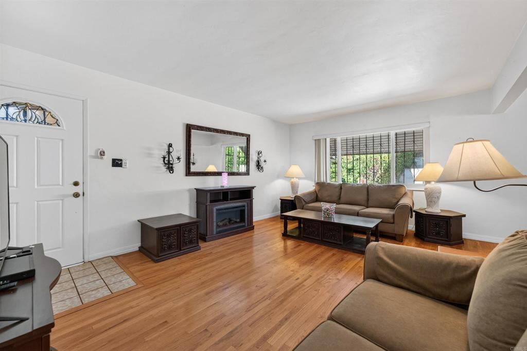 821 Angelo Drive