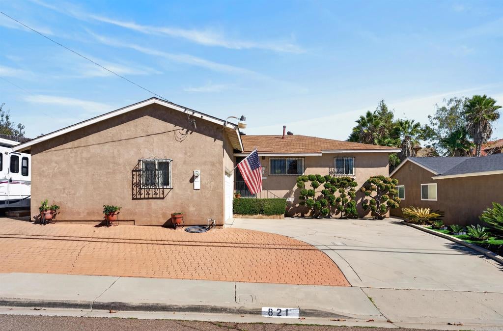 821 Angelo Drive