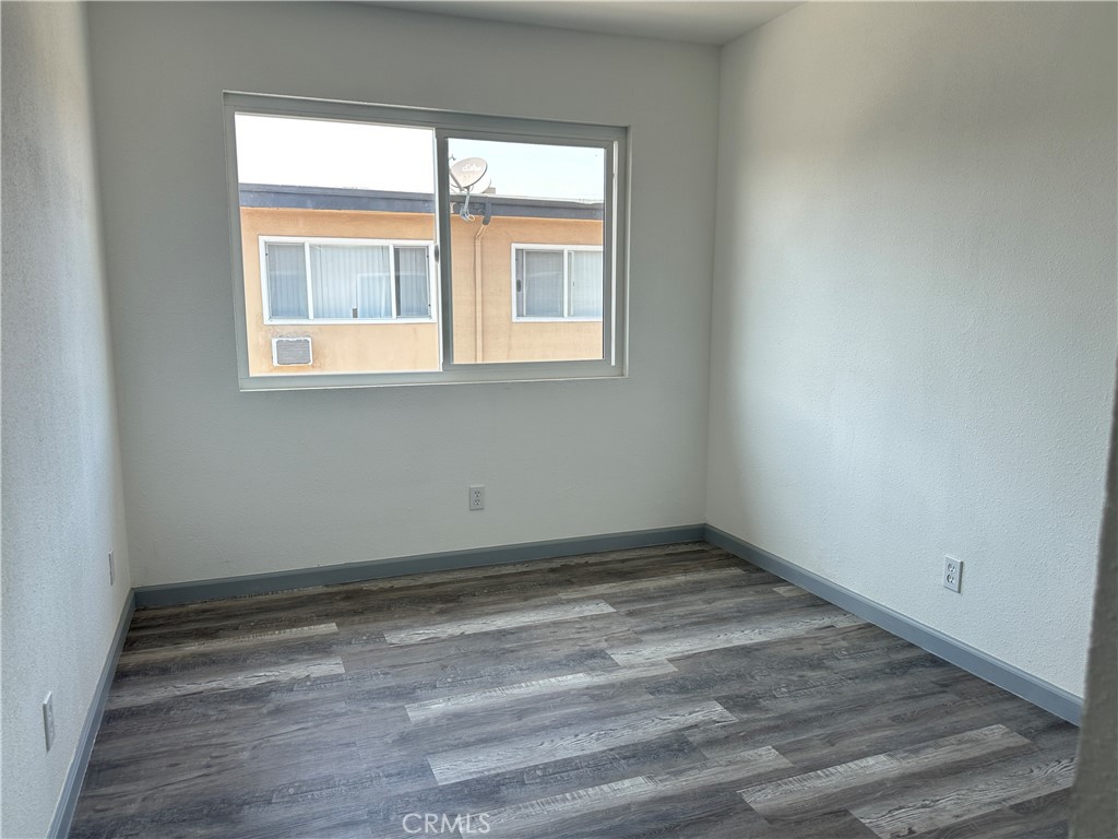 3060 Vineland Avenue 7