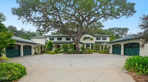 Photo of 519 Meadow Grove Street, La Canada Flintridge, CA 91011 (MLS # P1-27301)