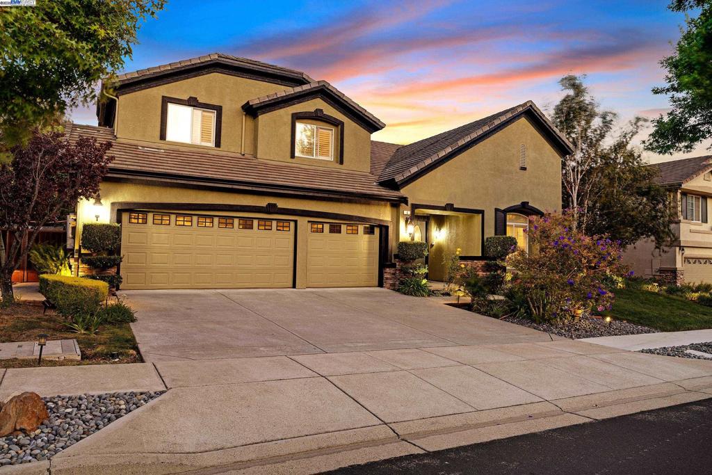 HENRY RANCH - Residential