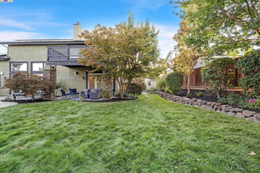 HENRY RANCH - Residential