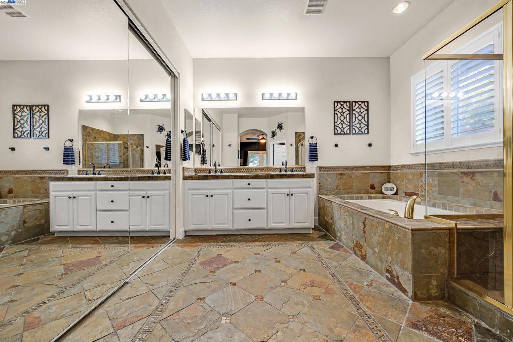 HENRY RANCH - Residential
