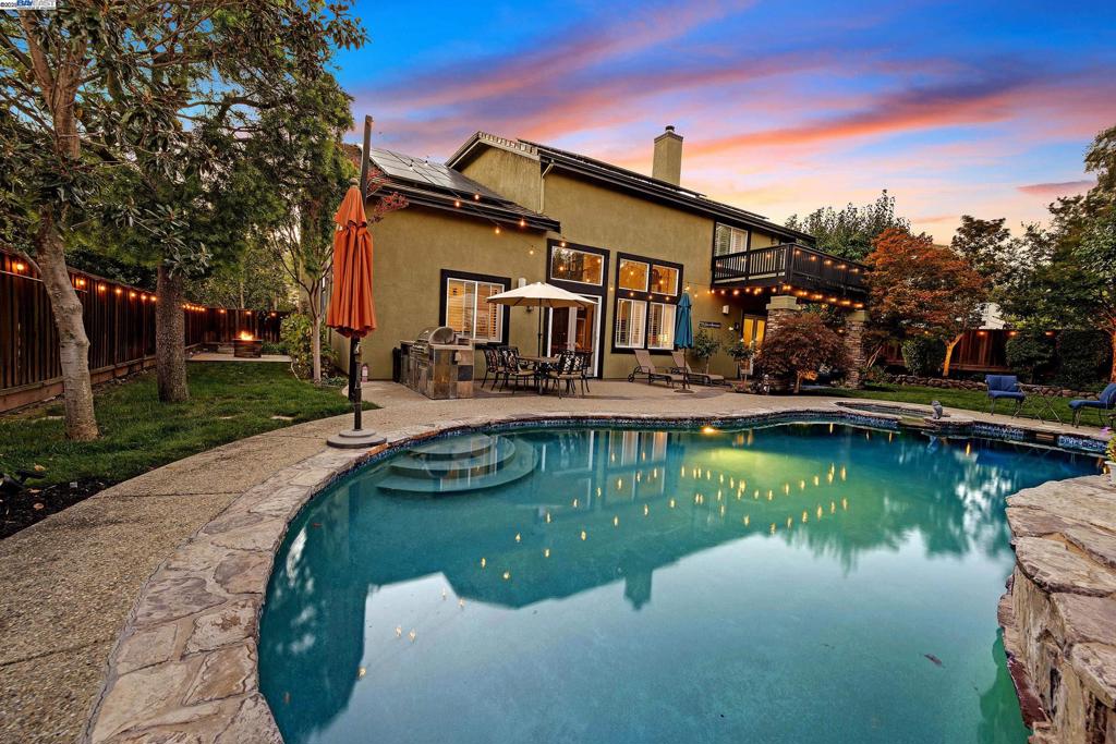 HENRY RANCH - Residential