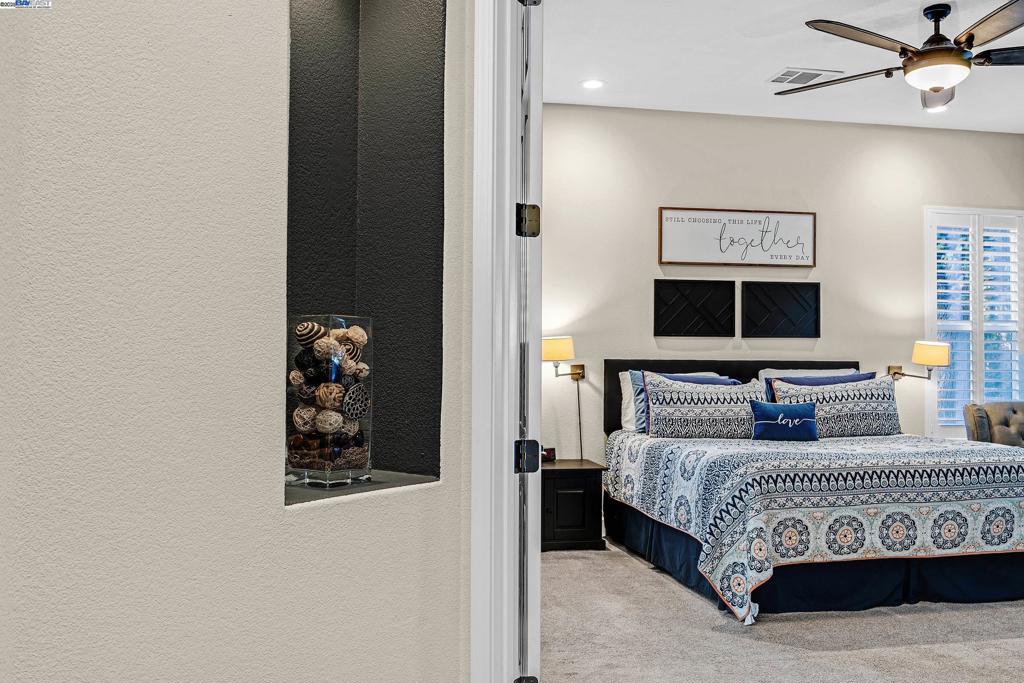 HENRY RANCH - Residential