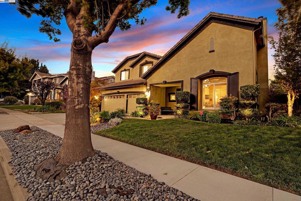 HENRY RANCH - Residential