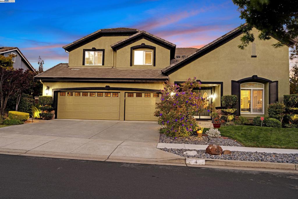 HENRY RANCH - Residential