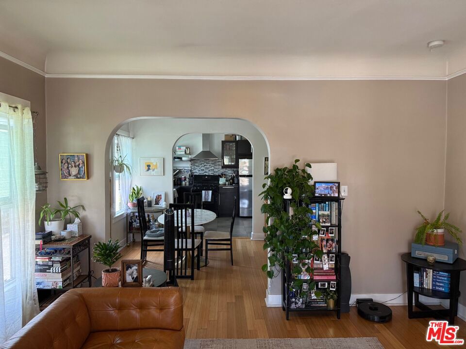 Properties 2 940 Marview Avenue