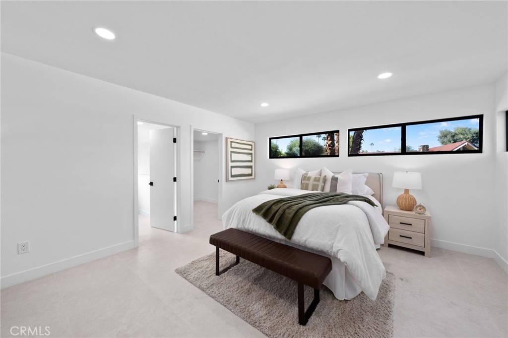 Los Compadres (33459) - Residential