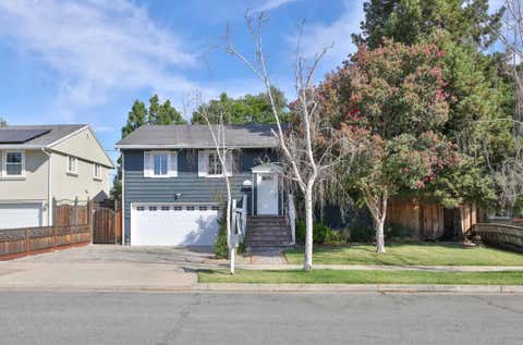 Photo of 1619 Hallbrook Drive, San Jose, CA 95124 (MLS # ML82059129)