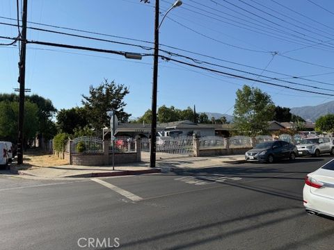 Photo of 14761 Astoria Street, Sylmar, CA 91342 (MLS # SR25150914)