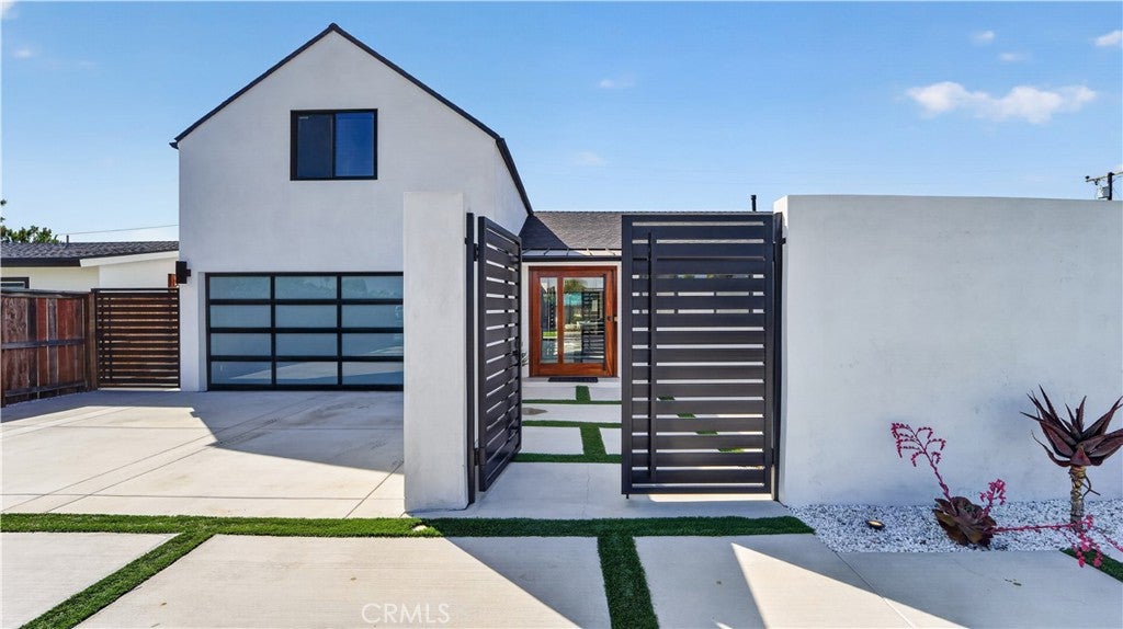 1741 Irvine Avenue, Newport Beach CA 92660