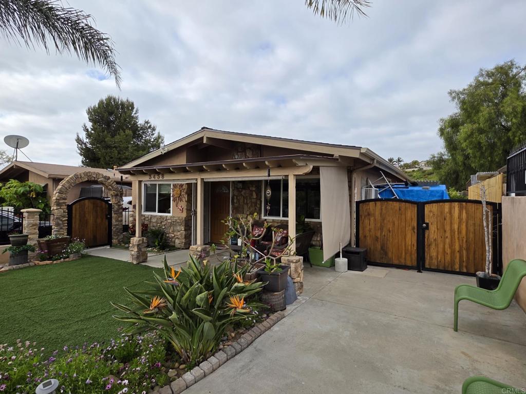 3438 De Leone Road