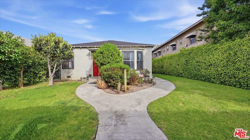 2613 Jeffries Avenue