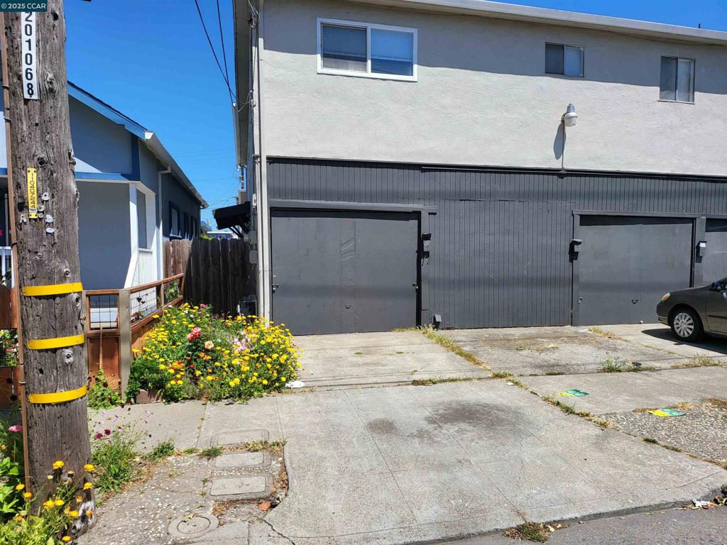 This cozy upper-level apartment in a 4-unit building consists of one bedroom with a bonus room and one bathroom, wall-to-wall carpets throughout, dining area, gas stove, refrigerator, ample cabinets, one assigned garage space with washer/dryer in the garage for easy convenience, no pets, walking distance to public transportation; the owner pays for garbage only. $ 2400 Rent / $ 2400 Deposit / $ 4400 Total Move In Cost