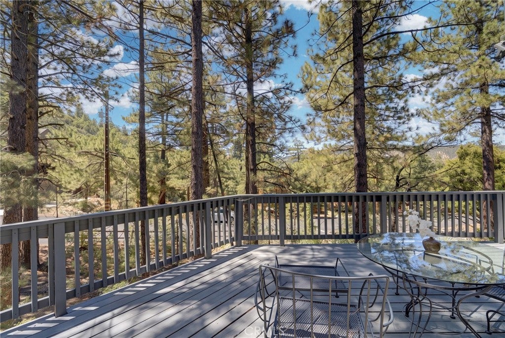 1604 Woodland Drive
