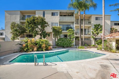 10240 Camarillo Street 301 Toluca Lake CA 91602