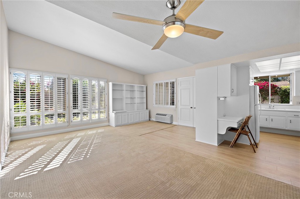 384 Avenida Castilla A