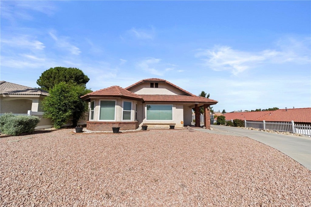 13300 Tamarisk