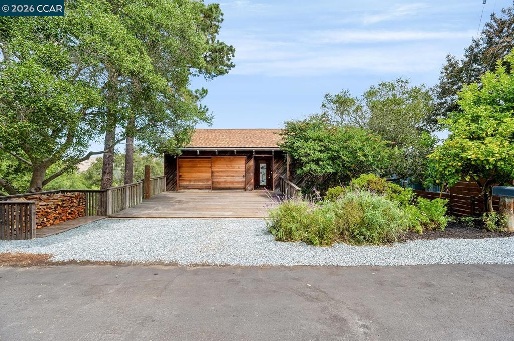 281 Los Altos Dr DR