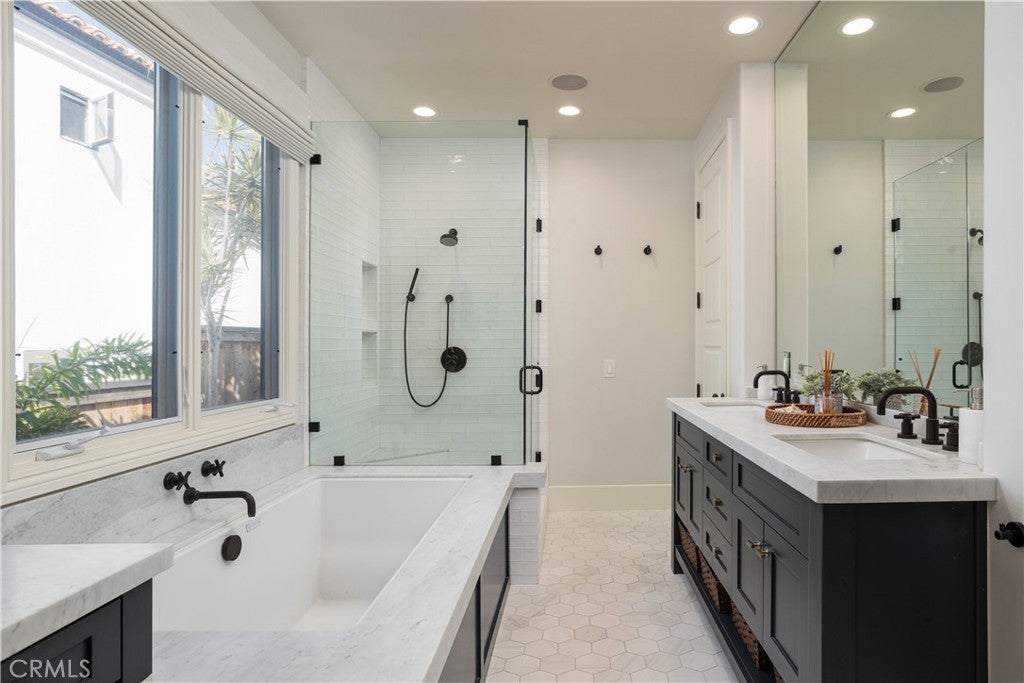 420 De Sola Terrace, Corona Del Mar CA 92625 - Photo 13