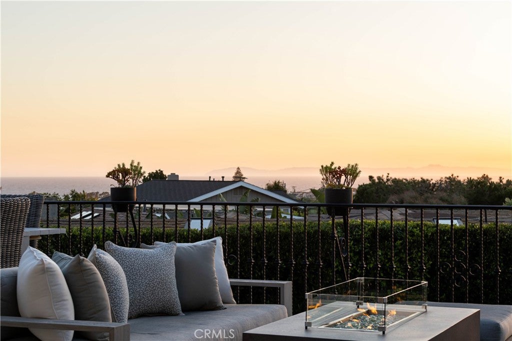 420 De Sola Terrace, Corona Del Mar CA 92625 - Photo 32