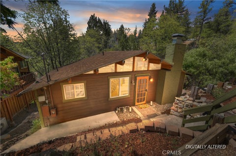 Photo of 1132 Crags Lane, Fawnskin, CA 92333 (MLS # IG26117476)