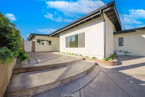 9055 Forbes Avenue Northridge CA 91343