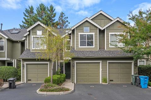 Photo of 600 Willow Road #8, Menlo Park, CA 94025 (MLS # ML82026382) Photo of 600 Willow Road #8, Menlo Park, CA 94025 (MLS # ML82026382)