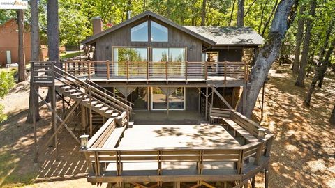 Photo of 24242 Martingale LN Ln, Sonora, CA 95370 (MLS # 41128013)