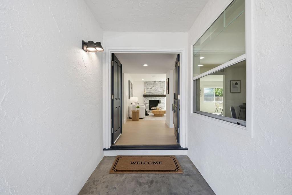 1098 Cheswick Drive