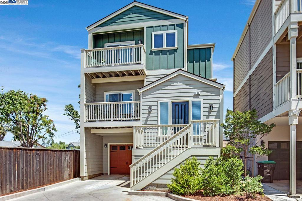 DOWNTOWN - Residential