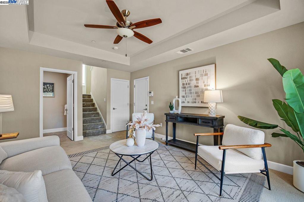 DOWNTOWN - Residential