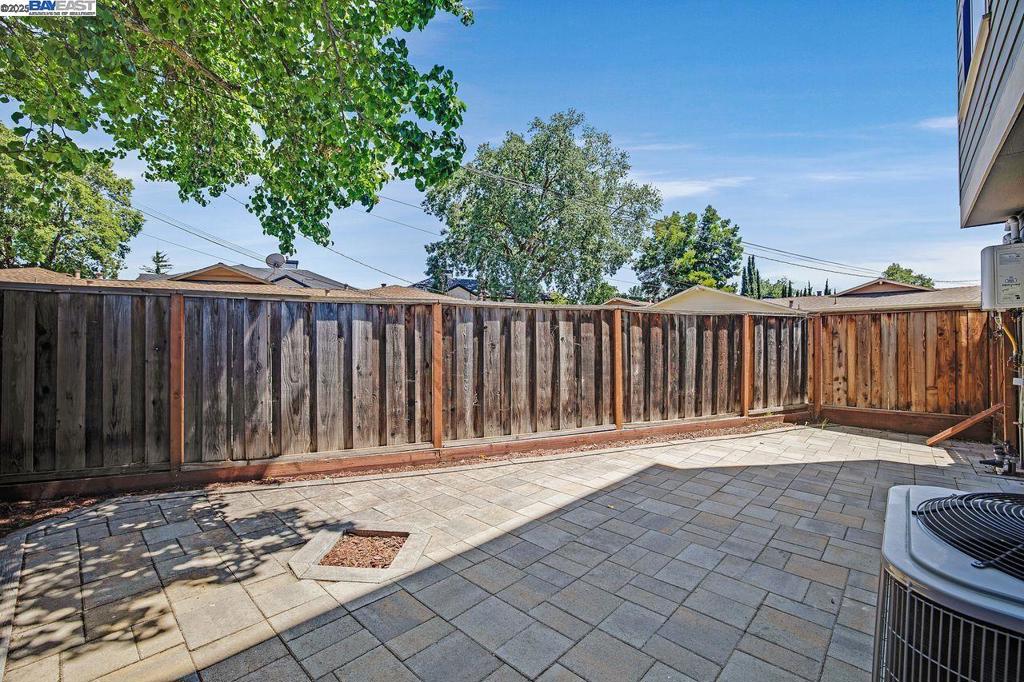 DOWNTOWN - Residential