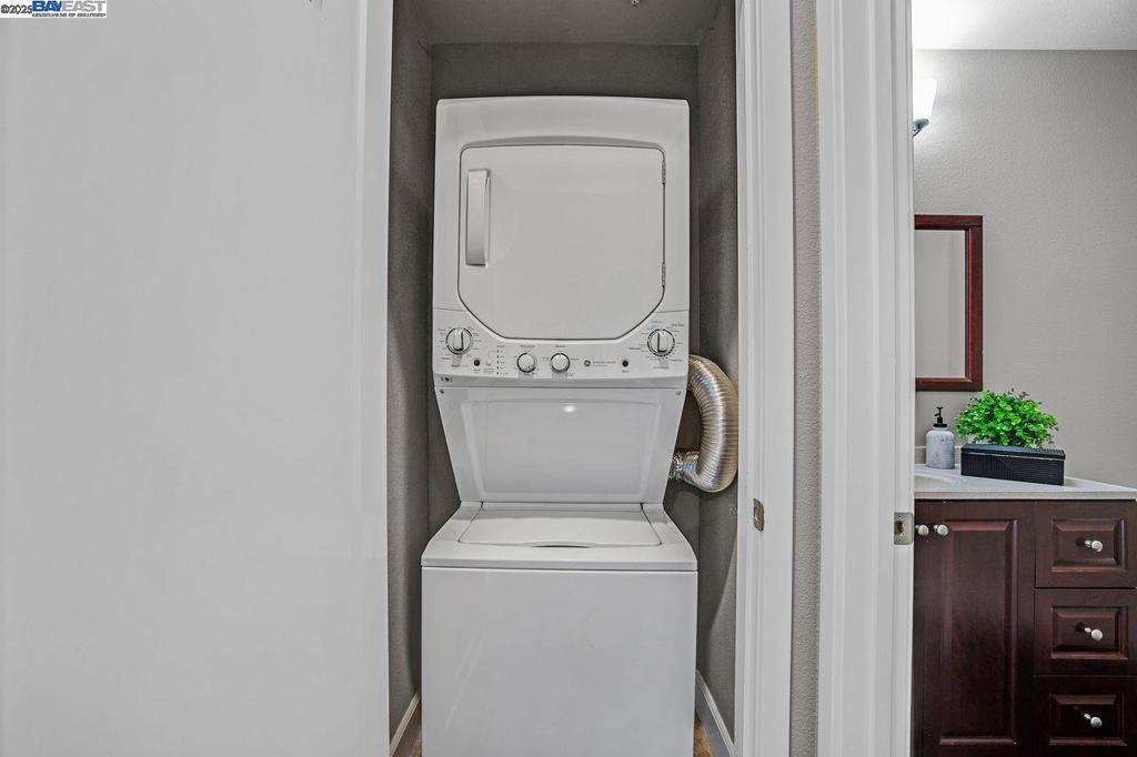 DOWNTOWN - Residential