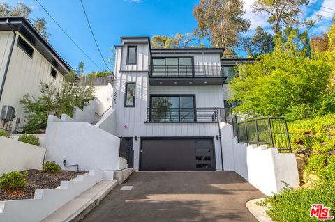 Photo of 6565 Pickwick Street, Los Angeles, CA 90042 (MLS # 26730899)