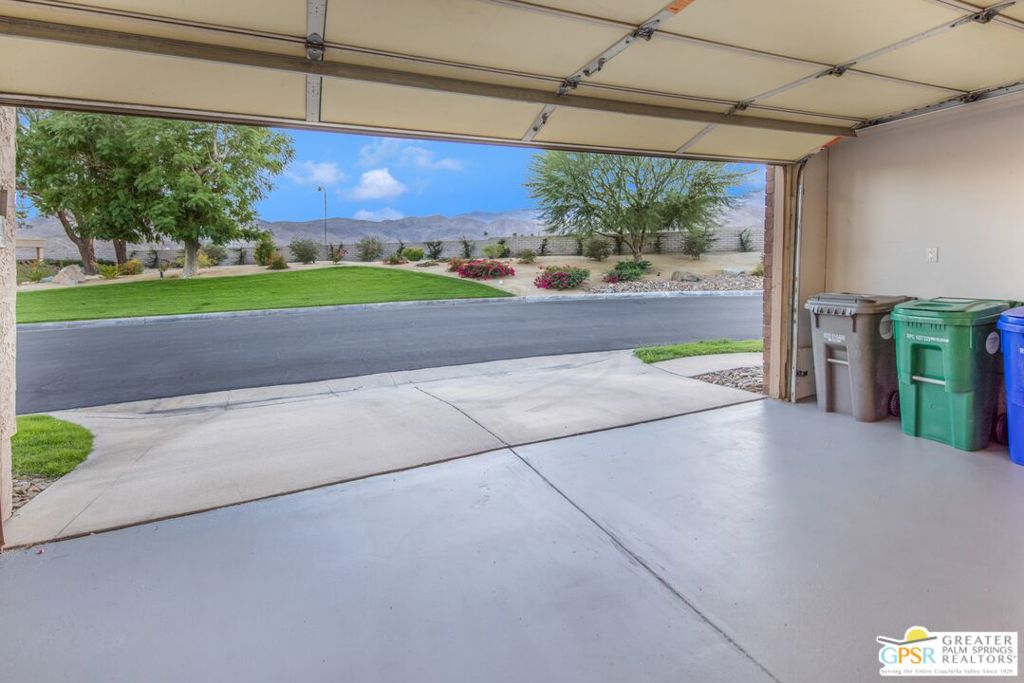 Cathedral Canyon Country Club - Residential