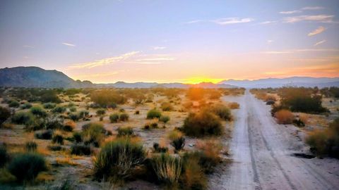 Photo of 67428 Sullivan Road, 29 Palms, CA 92277 (MLS # 219137042PS) Photo of 67428 Sullivan Road, 29 Palms, CA 92277 (MLS # 219137042PS)