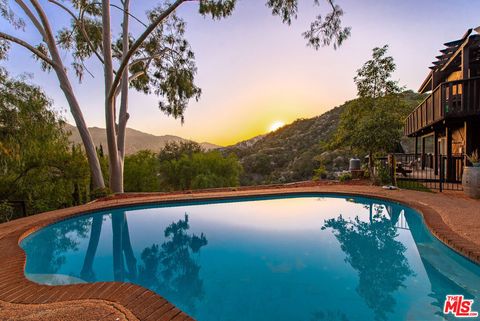 Photo of 2239 Topanga Skyline Drive, Topanga, CA 90290 (MLS # 26834327)