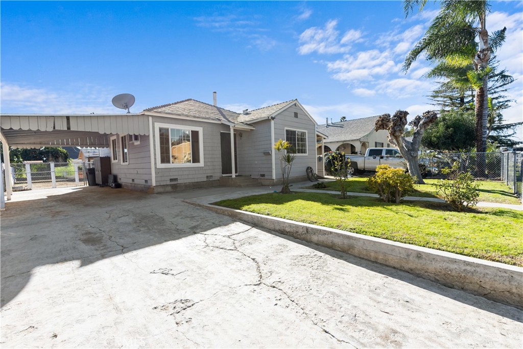 243 E E. Olive Street